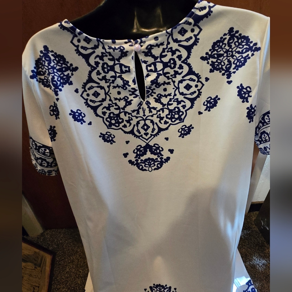 Korean White & Blue Embroidery Print Patterned Mini Dress SzL - Picture 6 of 7
